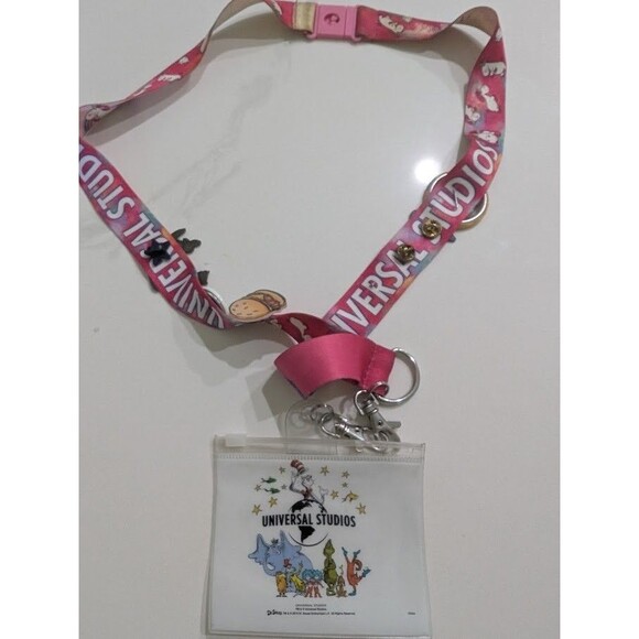 Universal Studios Bundle Retro Day Pack Despicable Me Unicorn Lanyard Pouch Lot - Picture 8 of 8